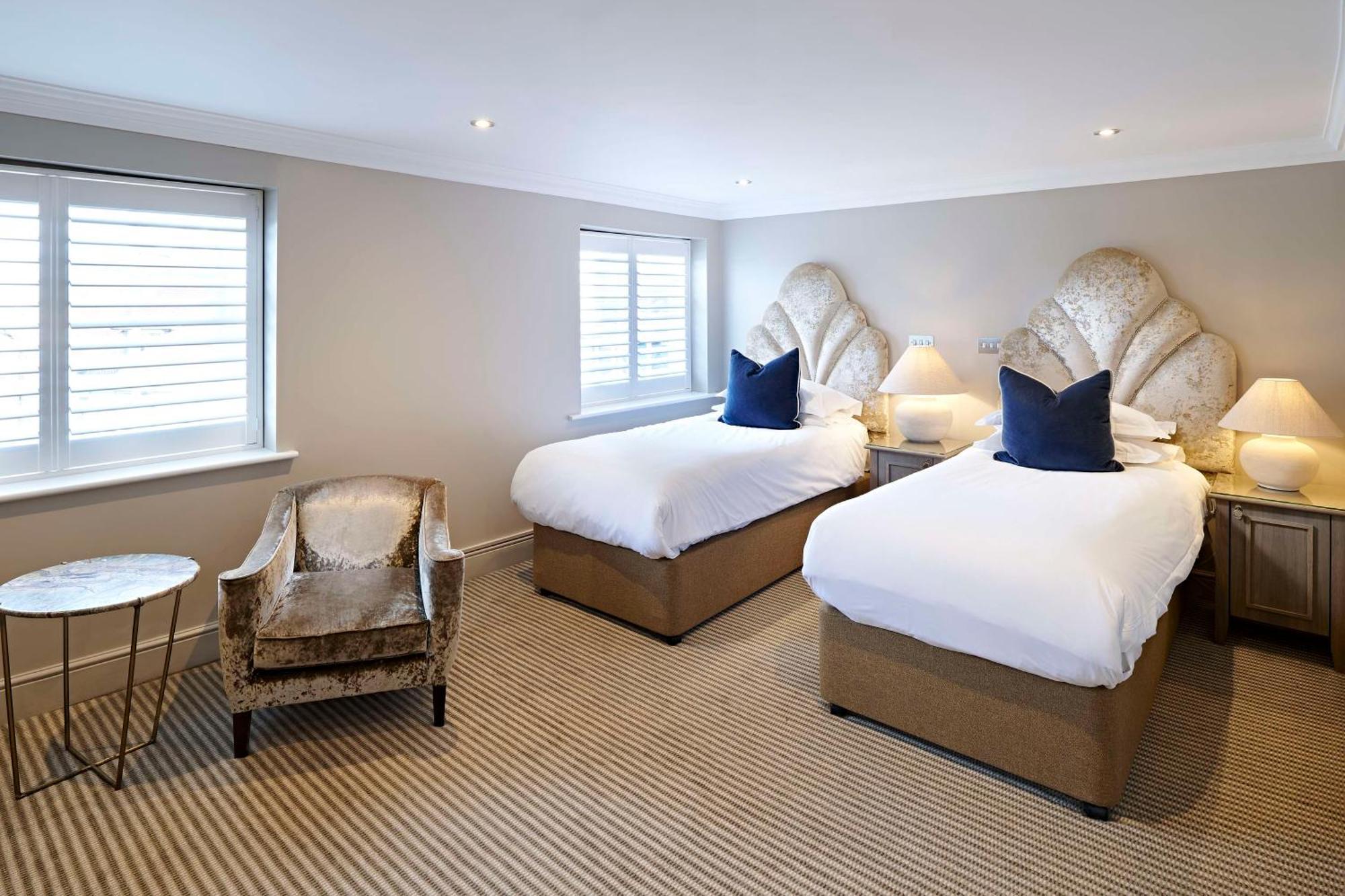 The Kings Arms Hotel ไครสต์เชิร์ช ภายนอก รูปภาพ